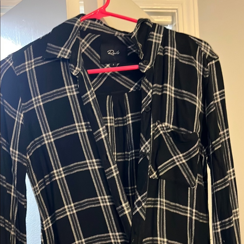 Rails black and white plaid flannel